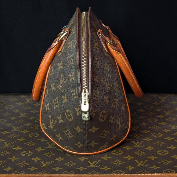LOUIS VUITTON Ellipse PM Monogram Canvas Crossbody Shoulder Bag - Picture 4 of 15